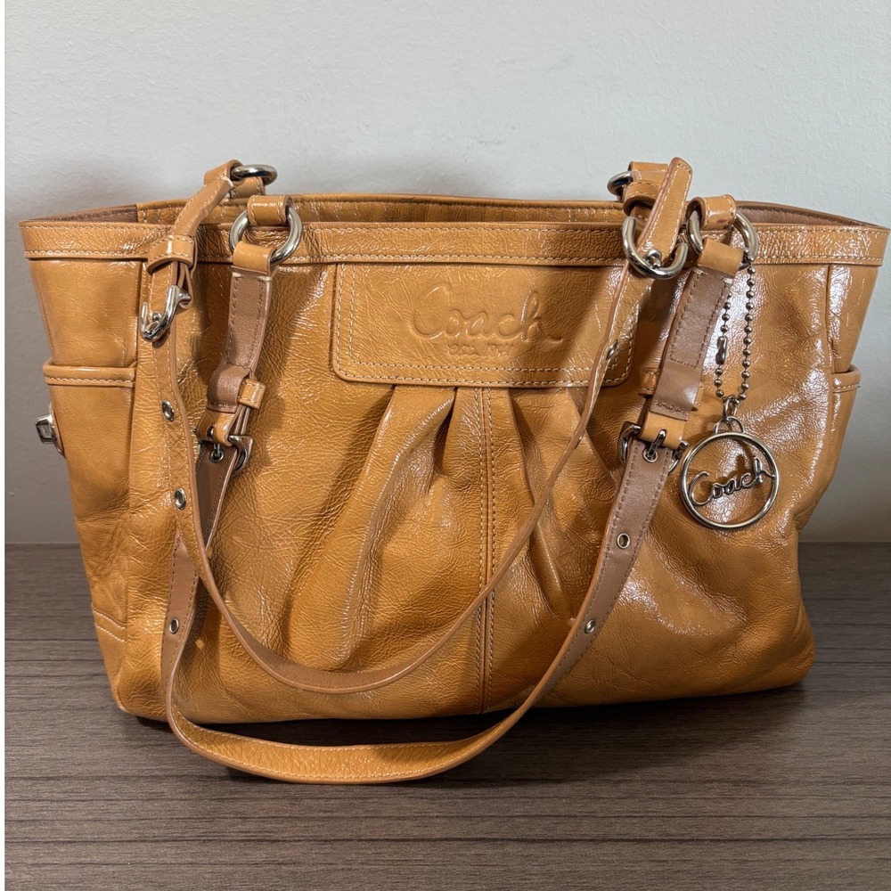 Coach Gallery Tote Tan Patent Leather Pleated Shoulder Bag Purse F13761